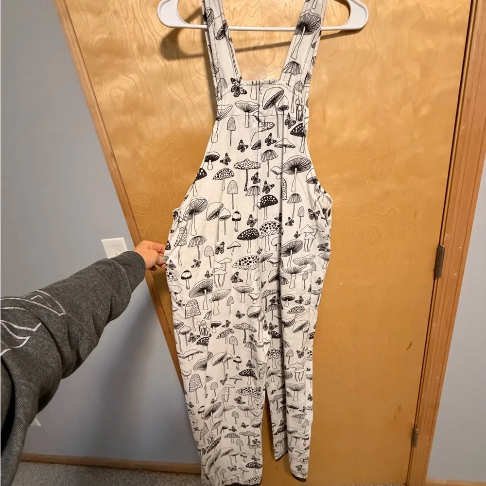 🍄White Overalls w/ Black Mushrooms - size woman’s small OVERSIZED - Picture 3 of 8